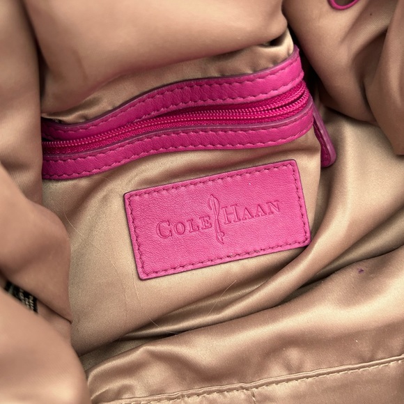 Cole Hahn leather purse - Picture 2 of 2